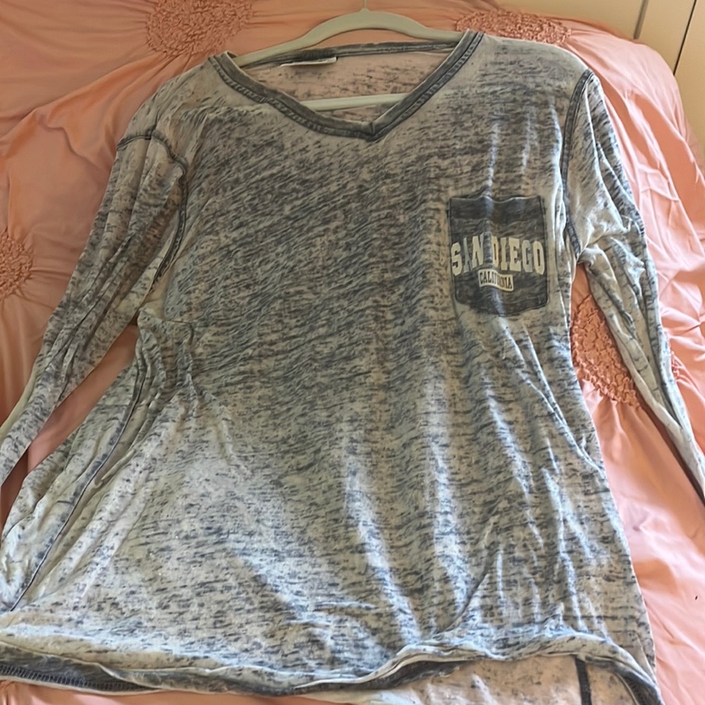 Long sleeve cute tee